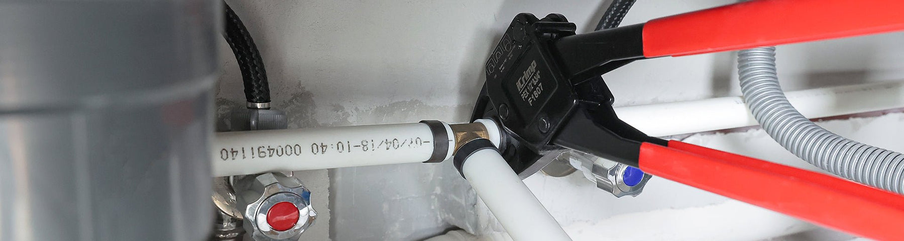 PEX Pipe and PEX Crimping Tool